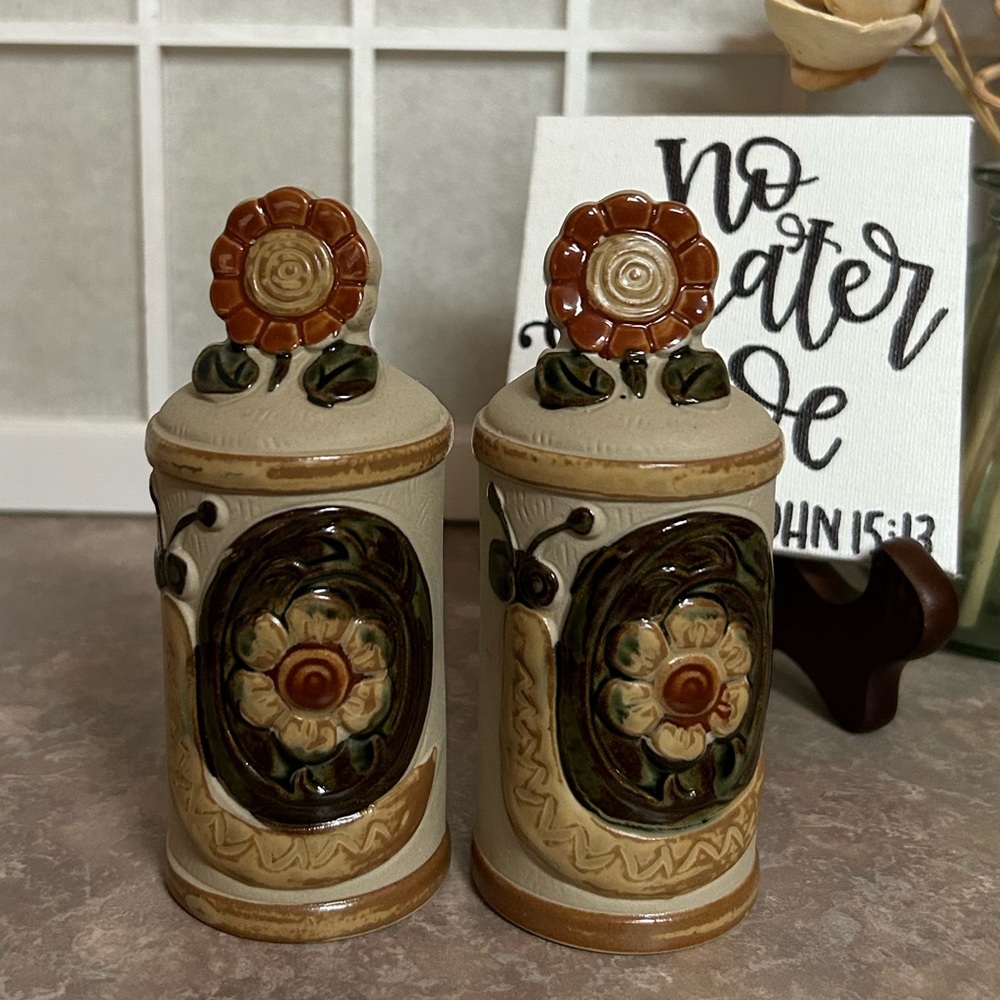 Vintage Snail Salt & Pepper Shakers